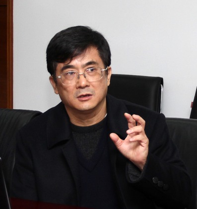 赵炬明